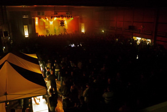 Image 60 of 145  -  74 kB