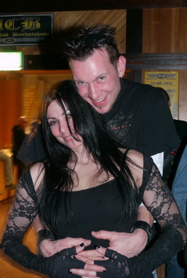 Image 108 of 145  -  63 kB