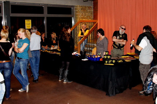 Image 122 of 145  -  139 kB