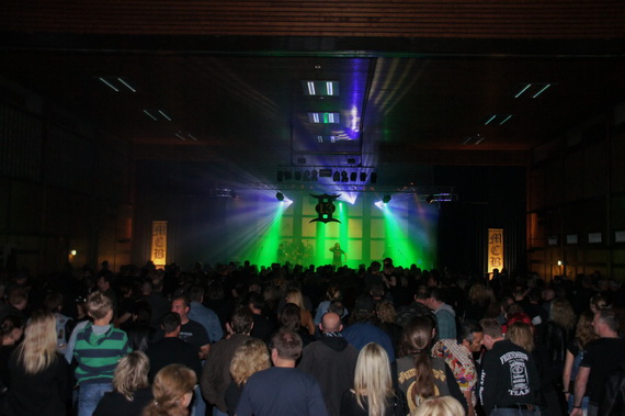 Image 2 of 84  -  115 kB