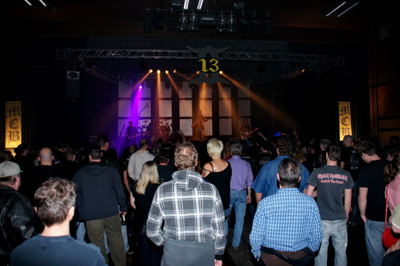 Image 4 of 84  -  130 kB