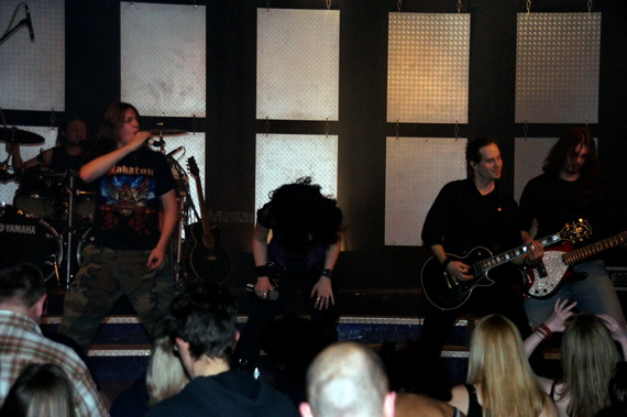 Image 49 of 84  -  127 kB