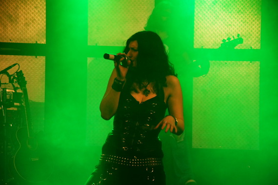 Image 74 of 84  -  110 kB