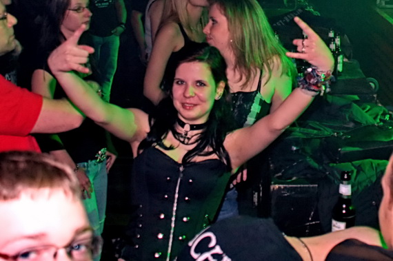 Image 77 of 84  -  132 kB