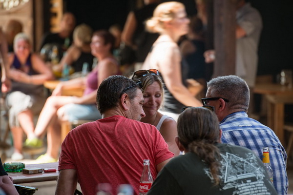 Bild 66 von 84  -  96 kB