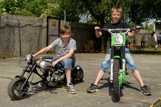 Image 63 of 112  -  145 kB