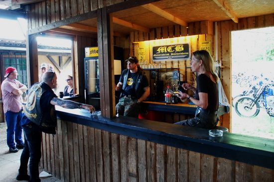 Image 71 of 112  -  151 kB