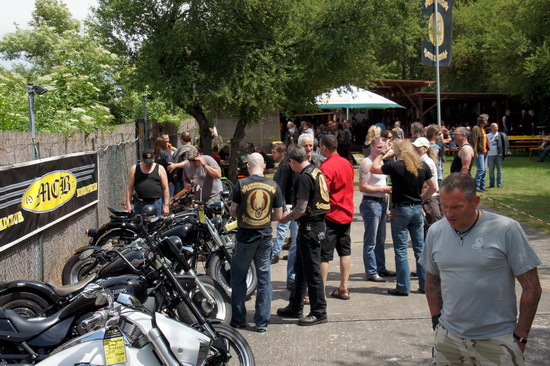 Image 78 of 112  -  178 kB