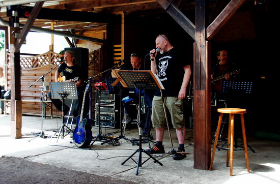 Image 82 of 112  -  148 kB