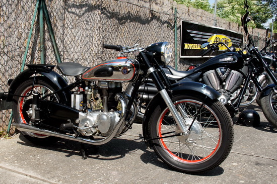 Image 106 of 112  -  187 kB