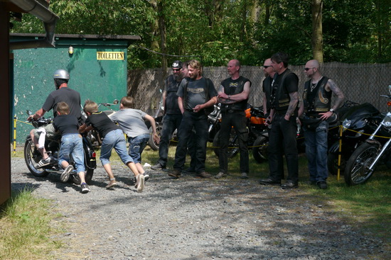 Image 110 of 112  -  140 kB