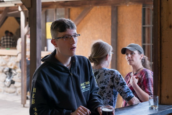 Bild 102 von 172  -  98 kB