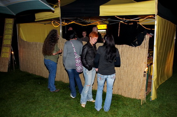 Image 4 of 32  -  144 kB