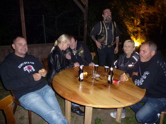 Image 18 of 32  -  106 kB