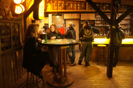 Image 34 of 56  -  137 kB