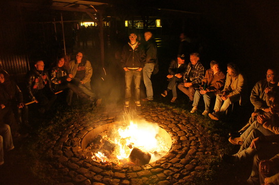 Image 53 of 56  -  137 kB