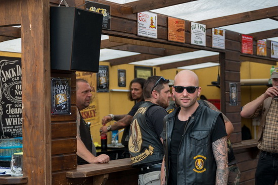 Bild 3 von 46  -  102 kB